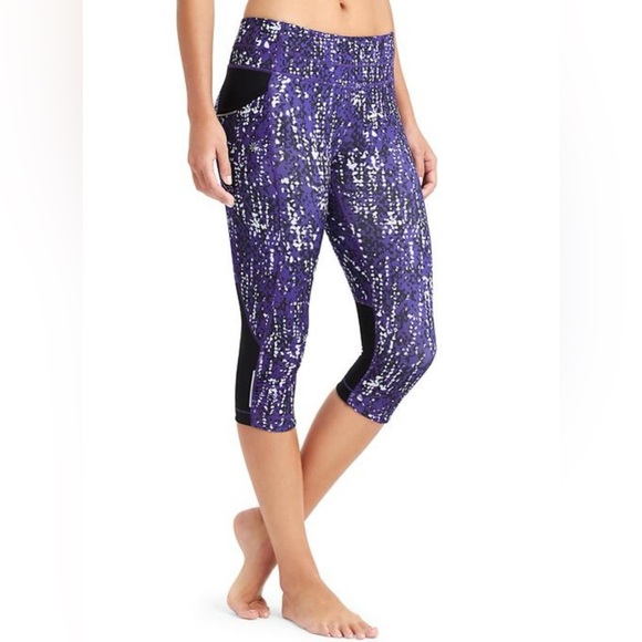 Athleta Pebble Be Free Knicker Crop Running Workout Leggings Sz S - Picture 1 of 10